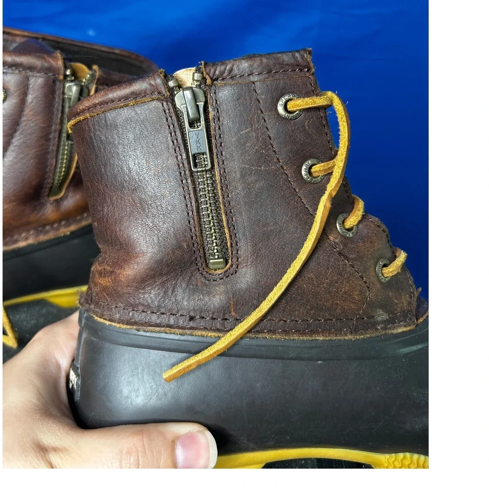 Sperry Saltwater Duck Waterproof Boots Sz 6.5M Leather Outdoor Insulation Winter